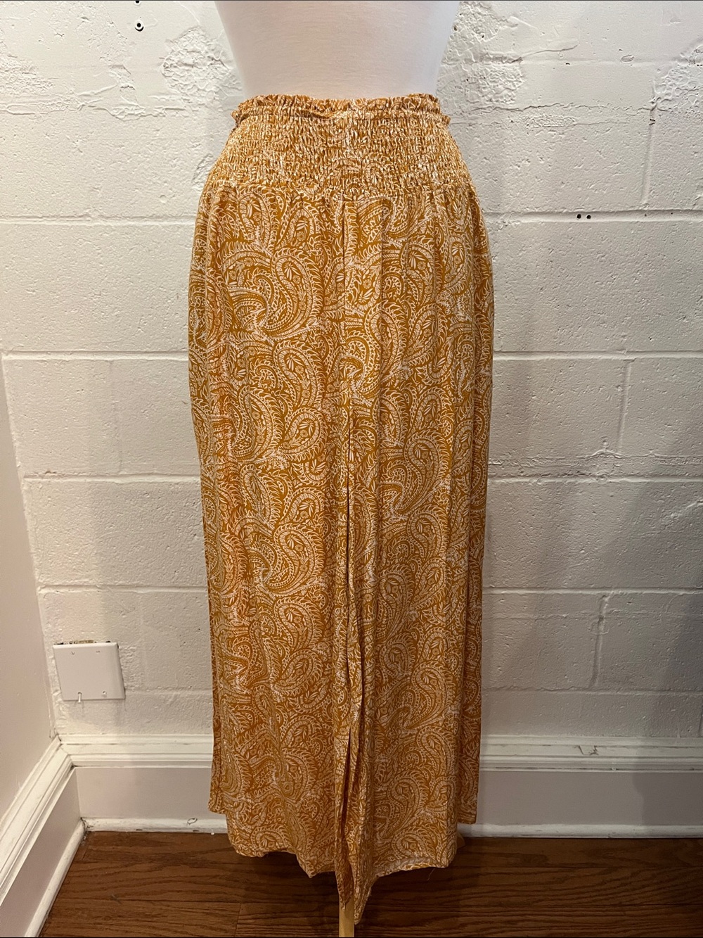 La Miel Yellow Paisley Pant